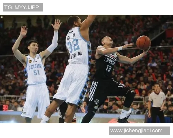 洲际杯精彩回顾：杭州篮球队在比赛节奏上的出色表现与战术分析