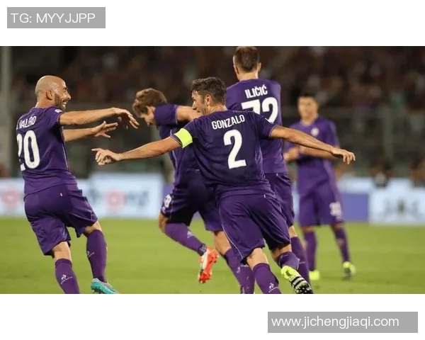 全国足球比赛盛况空前各地球队齐聚一堂争夺荣誉与梦想的巅峰对决 全国足球比赛盛况空前各地球队齐聚一堂争夺荣誉与梦想的巅峰对决