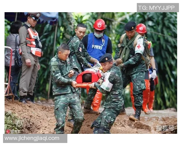 泰国孩子足球热潮兴起助力青少年成长与团结精神培养 泰国孩子足球热潮兴起助力青少年成长与团结精神培养